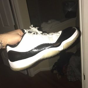 Jordan 11 Retro “Concord” Low